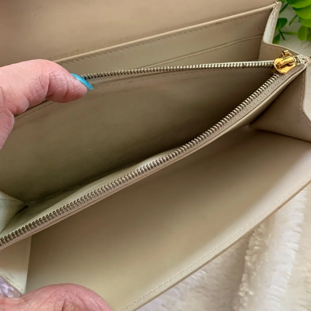 Louis Vuitton Monogram Vernis Portefeuille Sarah M91466 Long Wallet Unisex - Picture 8 of 13